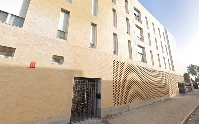 Suvipuerto pone a la venta vivienda pública en calle Cruces por menos de 100.000 euros