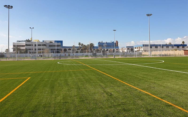 Habilitada una App para el alquiler vía móvil de las instalaciones deportivas municipales de Cádiz; en “progresivo deterioro”, según AIG