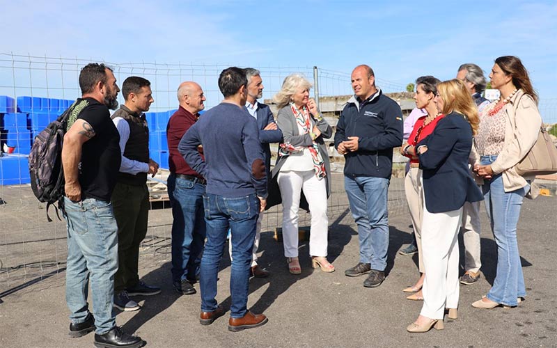 Se invierten casi 50.000 euros en el arreglo de los pantalanes flotantes del puerto de Rota