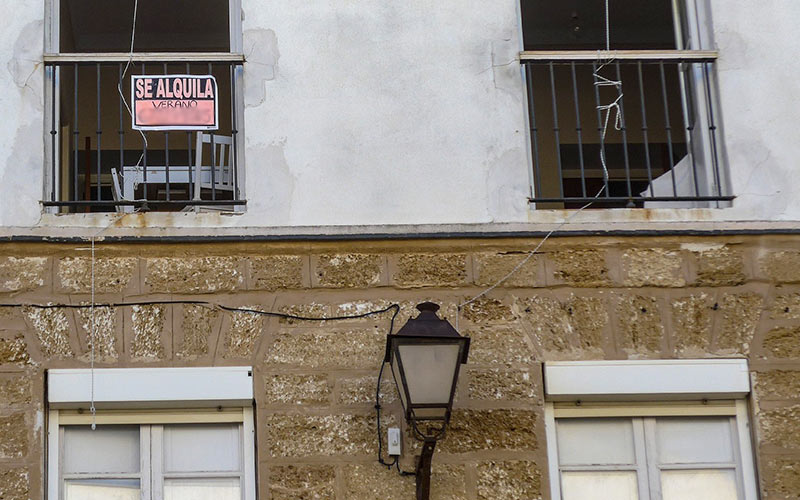 Las inmobiliarias gaditanas plantean “una reflexión profunda” sobre el impacto de la Ley de Vivienda en Cádiz; Calle Viva llama a “actuar”