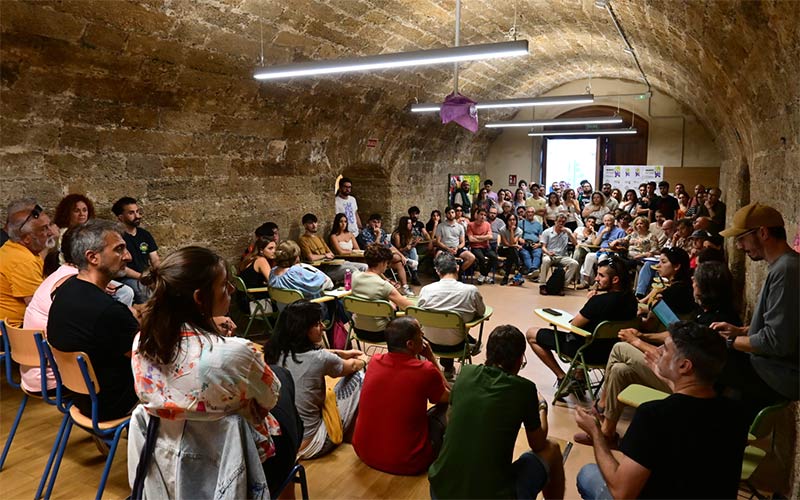 “Nos organizamos para luchar por una ciudad para vivir, no para huir”: frente a la emergencia habitacional y la turistificación, Cádiz Resiste
