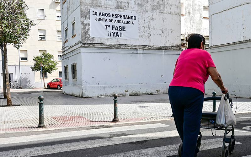 Vecinos de la séptima fase del Cerro del Moro se sienten “engañados”; la Junta replica que las fases anteriores “se han adjudicado en alquiler”