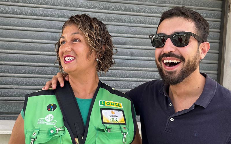 El Premio Tiflos de la ONCE también reconoce el trabajo sobre Mirtza de Manu Sola, de Ser Cádiz: “es una obra de arte de un orfebre de la radio”