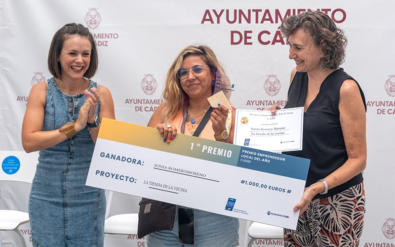 Sonia Romero es la “emprendedora del año” en Cádiz con su proyecto ‘La tienda de la vecina’