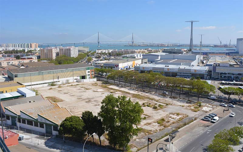 Insisten en reclamar que las 800 viviendas proyectadas en Cádiz en el solar de la antigua Navalips “sean para alquiler, no para especular”