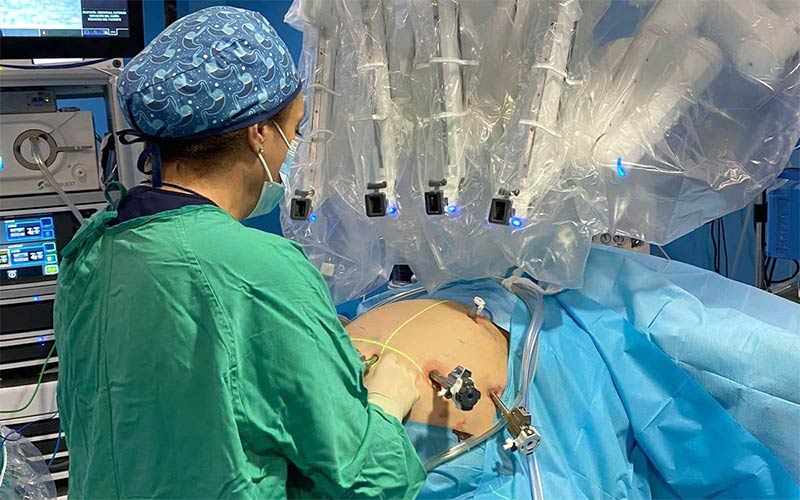 El Hospital Puerta del Mar de Cádiz supera las 1.000 intervenciones mediante cirugía robótica