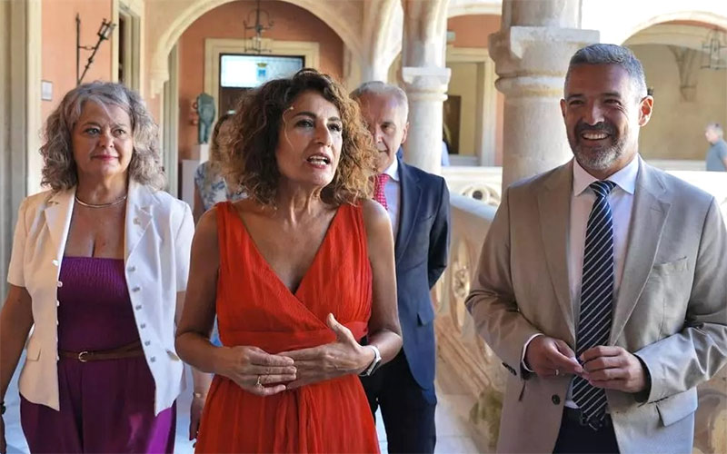 Rota recibirá un año más desde el Gobierno central otro millón de compensación por la Base