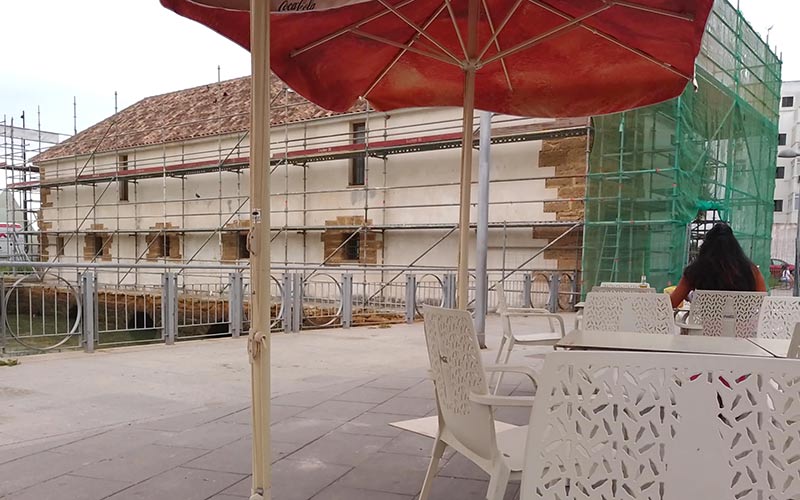 El molino de mareas del Zaporito luce ya su renovada cubierta tras una inversión “urgente”