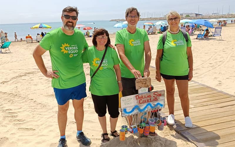 “Gran acogida” entre roteños y turistas de la campaña ‘Orillas sin colillas’ de Verdes Equo