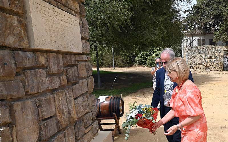 Jerez rinde homenaje un año más a William Shakespeare, “embajador” de sus vinos