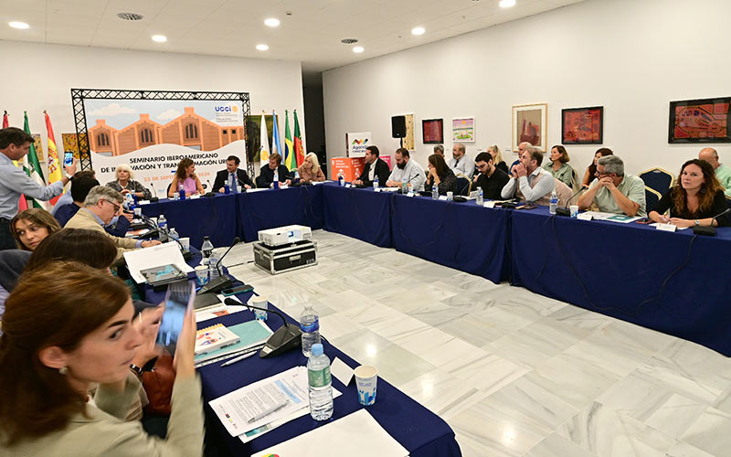 Cádiz busca inspiración en Madrid, Barcelona, Lisboa, São Paulo y Buenos Aires para concretar su proyecto en los antiguos depósitos de tabaco