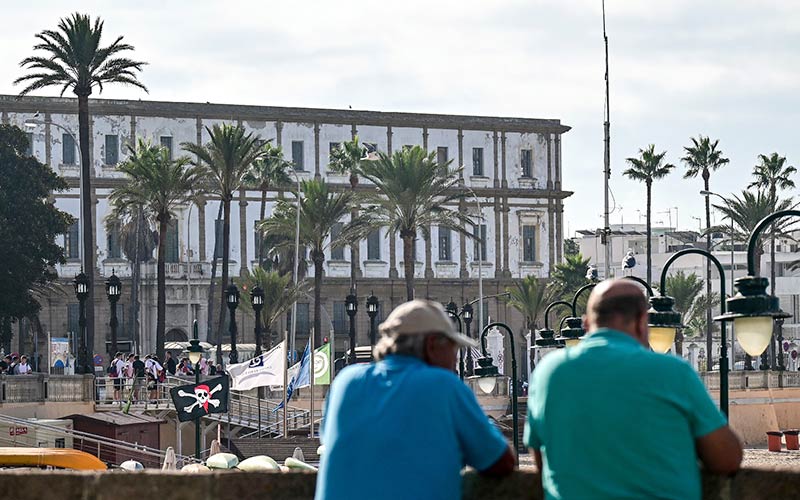 Se diluye el proyecto de Valcárcel como sede de Ciencias de la Educación; la oposición señala al “servilismo” de Bruno García con la Junta y el PP