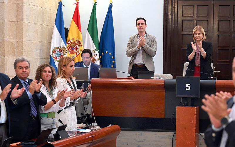 La mayoría absoluta del PP le sube el agua a los jerezanos unos 42 euros al año: “lo hacemos por responsabilidad y para no hipotecar su futuro”