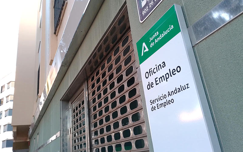 Septiembre ‘deja’ a la provincia de Cádiz con 3.500 parados más y 14.000 cotizantes menos