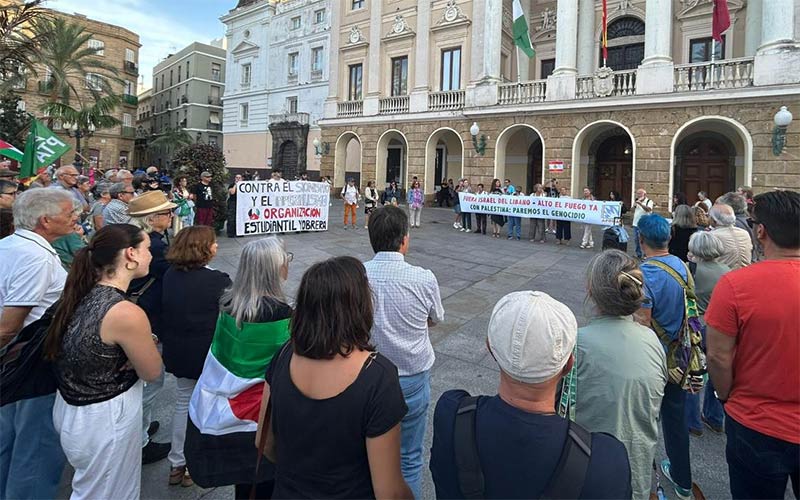 Gaditanos denuncian la “impunidad” de Israel: “hasta en las guerras se respetan reglas. No tiene ninguna. Es una ciega máquina de matar”