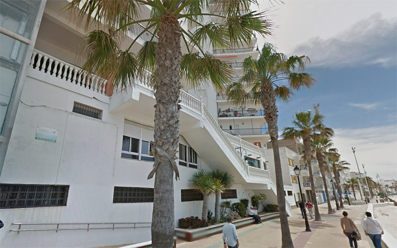Vecinos denuncian al Ayuntamiento de Rota por su inacción tras cuatro meses soportando la música de un nuevo chiringuito en La Costilla