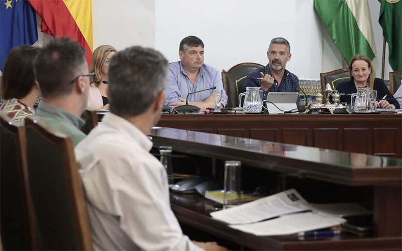 “Rota no es una prioridad para la Junta de Moreno Bonilla; en siete años, cero inversiones”