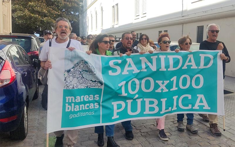“Moreno Bonilla busca crear una sanidad para ricos y otra, deteriorada, para el resto”: nuevo clamor en Cádiz frente a la “crisis sanitaria”