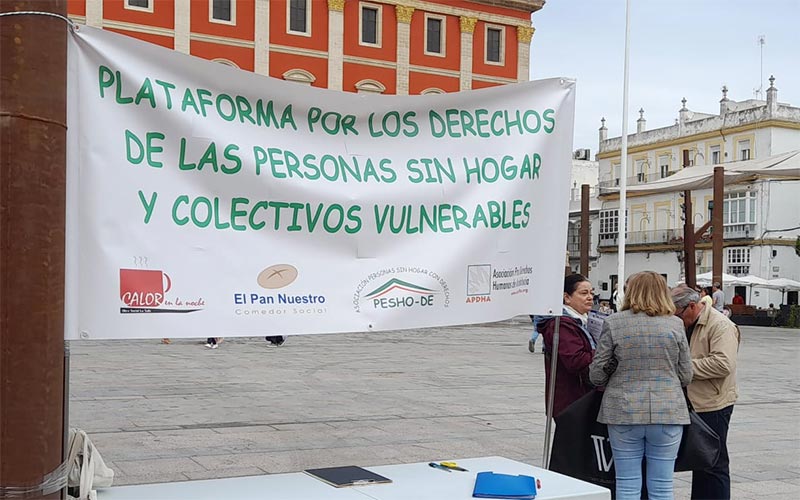 Reclaman al Ayuntamiento de San Fernando equipos de calle y la apertura de un centro de día para la atención integral de personas sin hogar