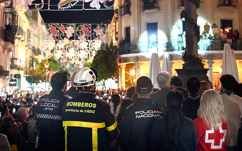 Arranca en Jerez una prematura Navidad: más de un millón de luces iluminan ya calles y plazas
