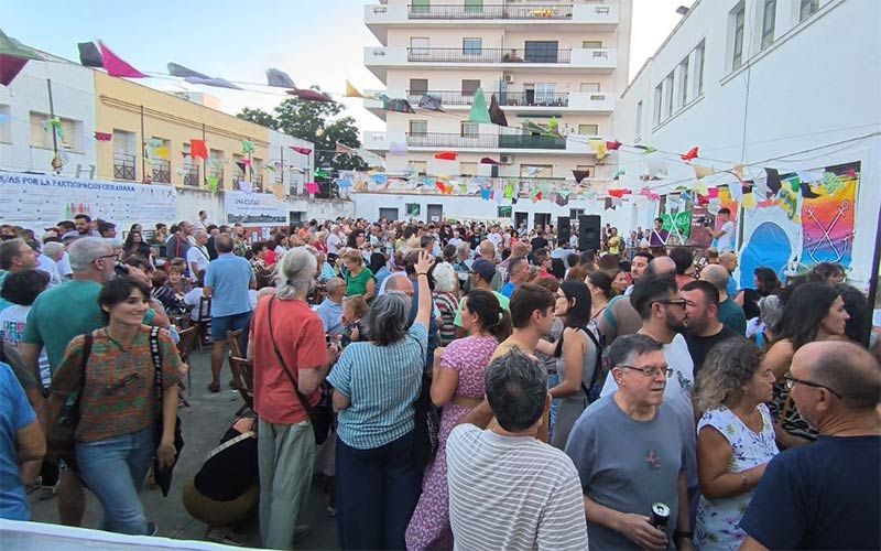 Colectivos y vecinos se autoorganizan para poner en común los problemas de los barrios y buscar soluciones “pensando en la gente de El Puerto”