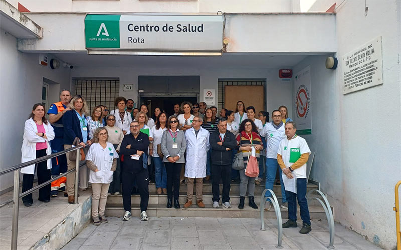 Agredidas dos profesionales del centro de salud de Rota por una pareja que urgía ser atendida