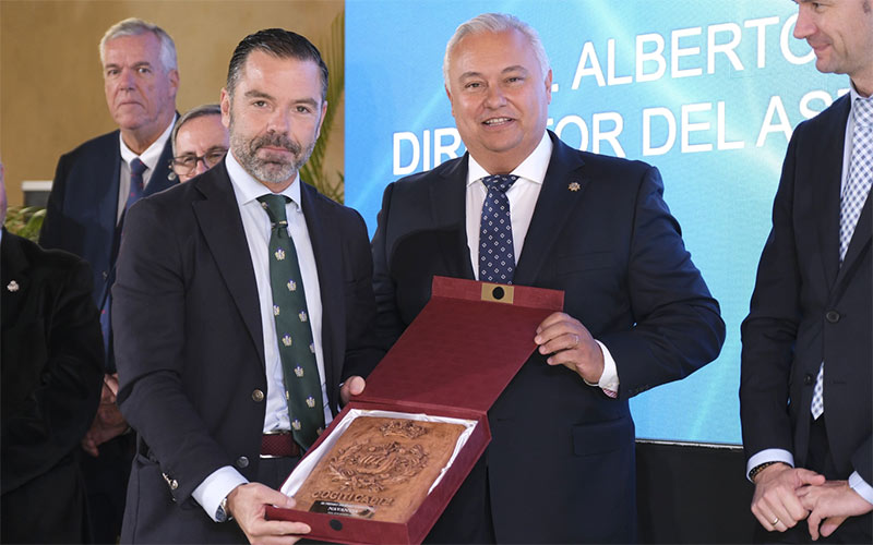 Los ingenieros técnicos gaditanos premian a Navantia “por su valentía en la diversificación de negocio y la apuesta por energías sostenibles”
