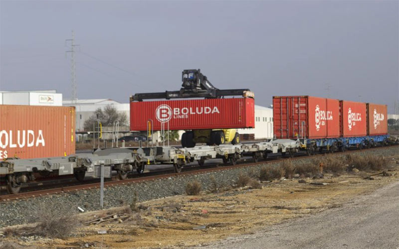 Reclaman a Adif más largo de vía para la terminal ferroviaria de Jerez, que usa el Puerto de Cádiz