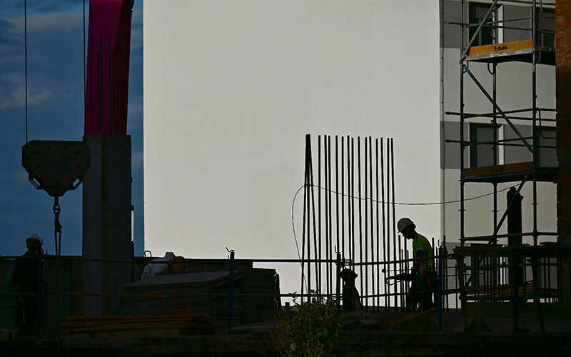 El paro en Cádiz desciende tímidamente en noviembre, y el sector de la construcción hace historia bajando de los 11.000 desempleados