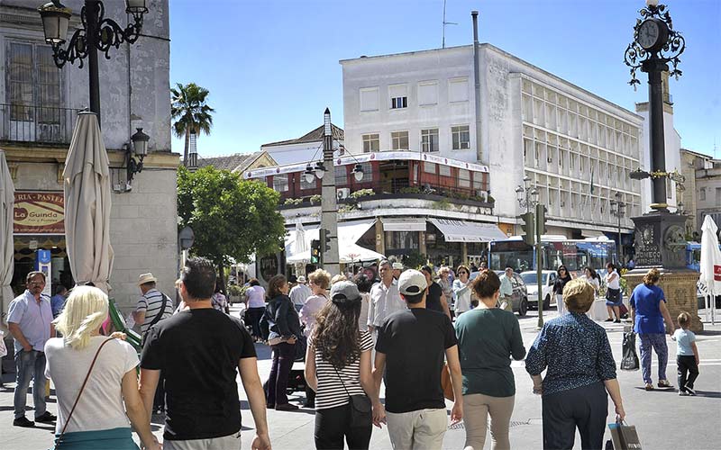 Un informe evaluará el “impacto” en Jerez de la impuesta Zona de Gran Afluencia Turística