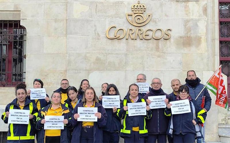 “Tenemos 15 secciones de reparto sin cubrir”: carteros de Cádiz van a la huelga antes de Reyes