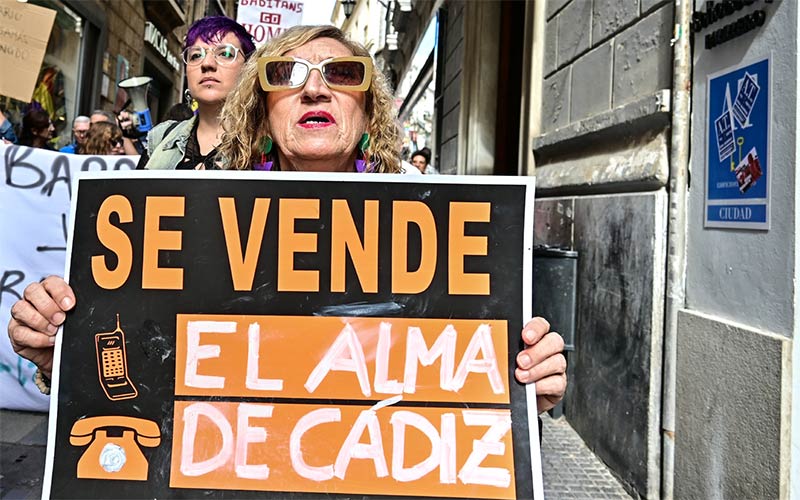 Reclaman “alternativas concretas” ante el “cada vez más complicado” acceso a la vivienda en Cádiz, frente a la especulación y la turistificación