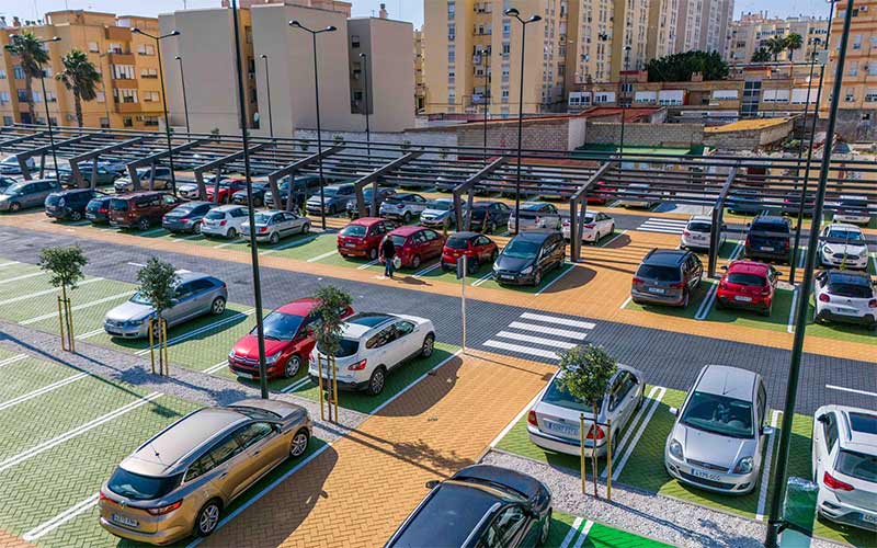 Ya están operativos en San Fernando tres aparcamientos “tácticos, verdes y amables”