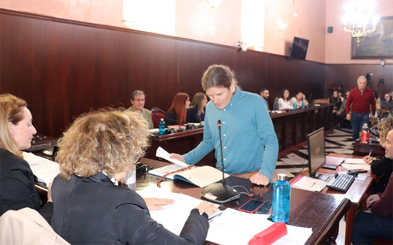 Iván Canca vuelve al Ayuntamiento de Puerto Real, pese a AxSí; asumirá Medio Ambiente
