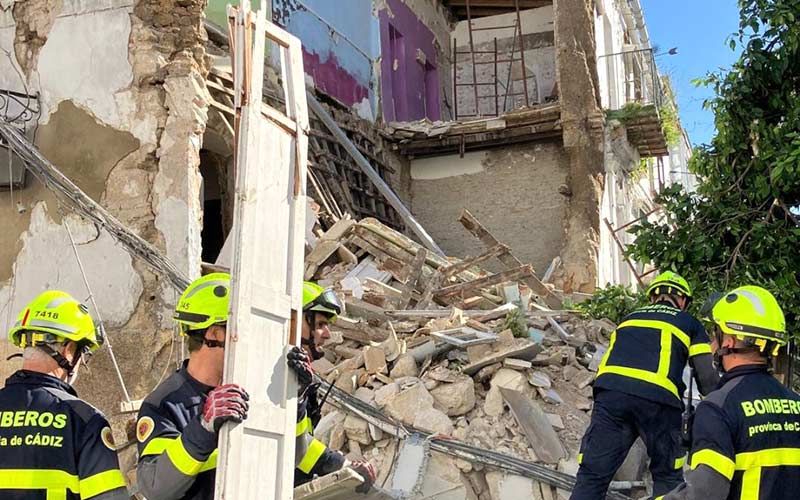Urbanismo ordena obras de emergencia en la finca parcialmente derruida en el centro de Jerez