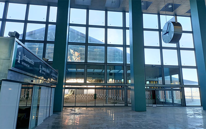 Adif pondrá al fin en servicio la ampliación del vestíbulo de la estación de trenes de Cádiz