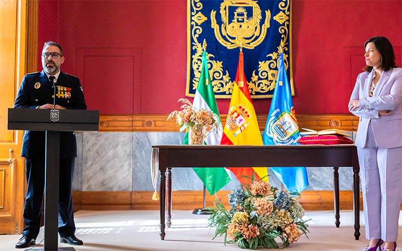 Rafael Márquez toma posesión como nuevo intendente jefe de la Policía Local de San Fernando: “siempre se puede dar un poco más”