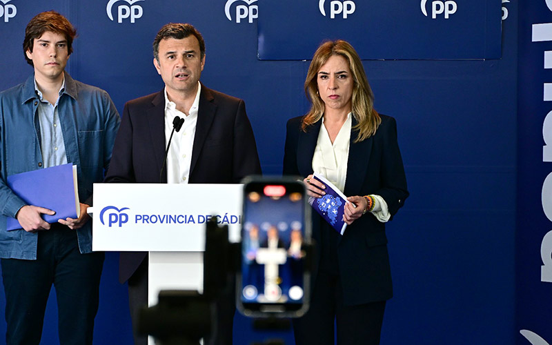El PP acusa a Pedro Sánchez de “aislar” a la provincia de Cádiz “por carretera, tren y aire”