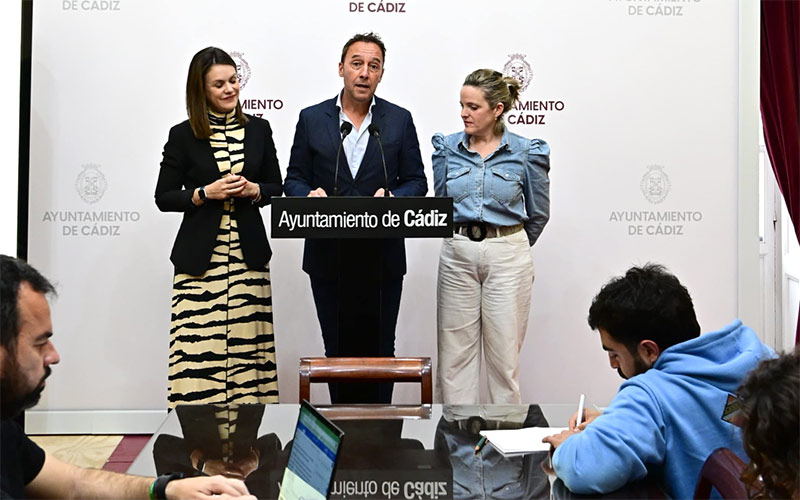 A consulta previa la pretensión del PP de permitir casas en bajos comerciales del centro gaditano
