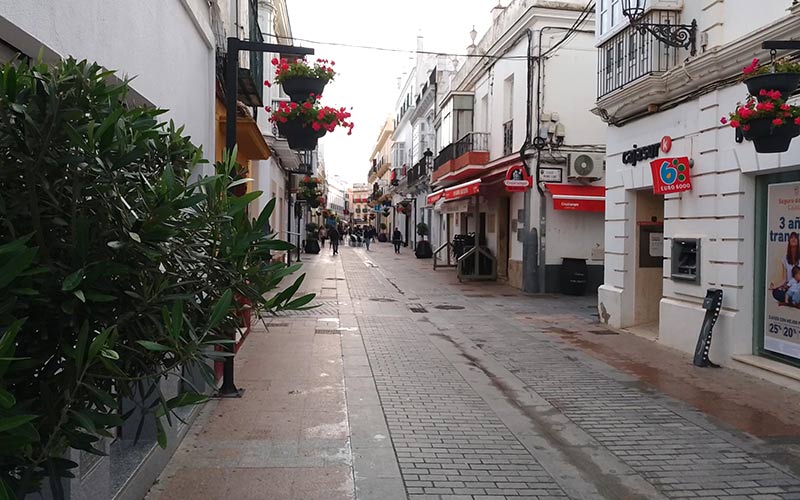 “Atendemos a más de 150.000 personas pese a tener unas 92.000 empadronadas”: la población real de Chiclana supera con creces la oficial