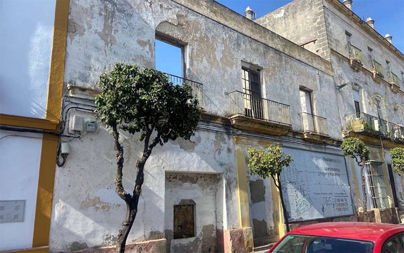 Suvipuerto compra un solar en pleno centro de El Puerto con la idea de levantar 15 viviendas para alquiler asequible: “unos 500 euros mensuales”