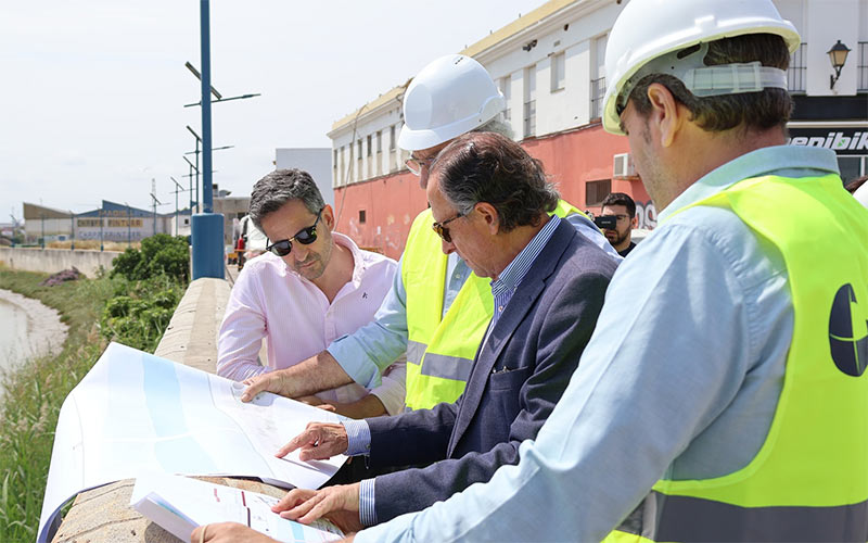 La nueva pasarela sobre el río Iro, uniendo El Lugar y La Banda, para “antes de Navidad”
