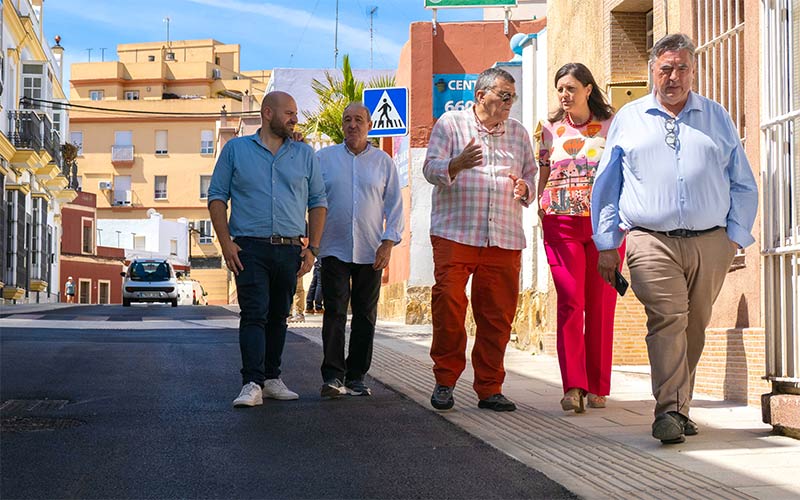 Doctor Erostarbe reabre renovada por arriba y por abajo; mientras el PP ve en San Fernando “demasiadas” calles en “pésimo estado”