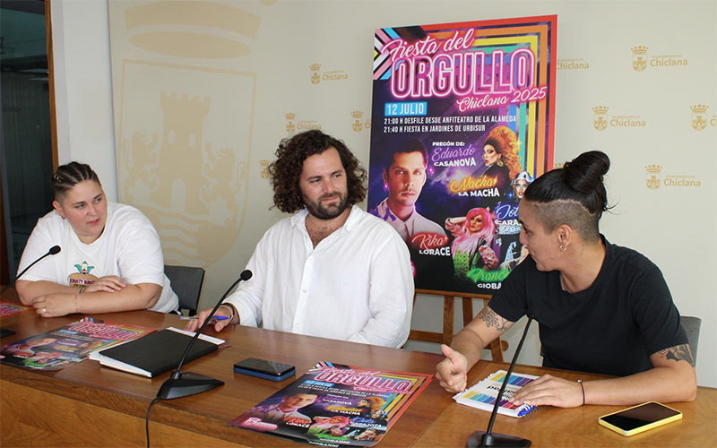 El polifacético Eduardo Casanova pregonará en Chiclana su Fiesta del Orgullo 2025, ya en julio