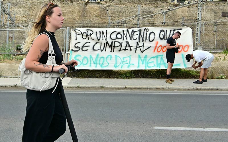 CGT mantendrá su huelga del metal en Cádiz “mientras los trabajadores quieran”; la Femca ya habla de cierre patronal “si la violencia no cesa”