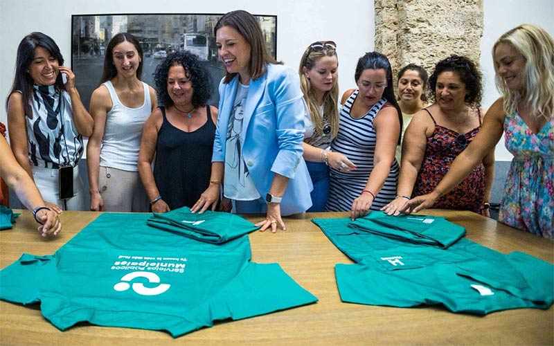 “Un año después demostramos que desde lo público se podía gestionar la ayuda a domicilio en San Fernando de manera más eficiente y barata”