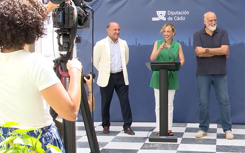 “El Madrugador no se va a adjudicar por la puerta de atrás”: PP y linenses salvan su tensionado pacto en la Diputación gaditana, pese a Beardo