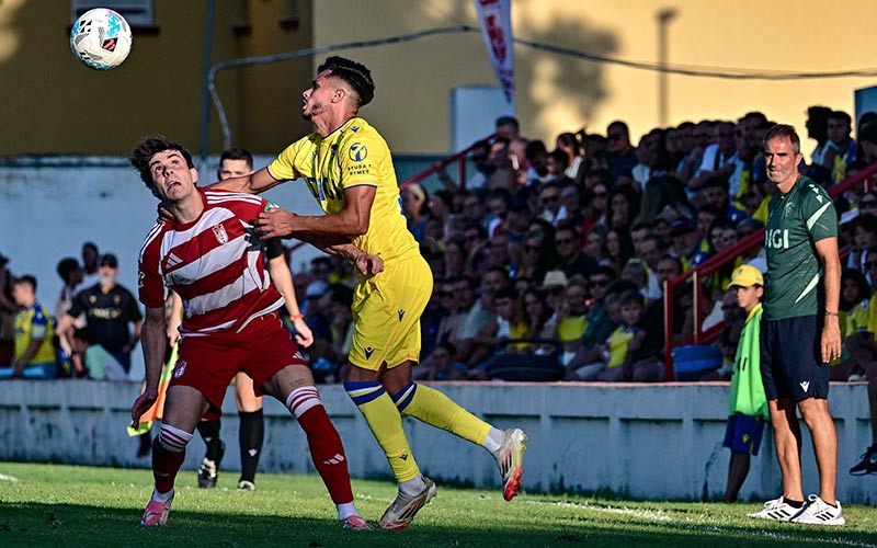 Cádiz y Córdoba se citan este sábado en un Trofeo Carranza con más pasado que futuro