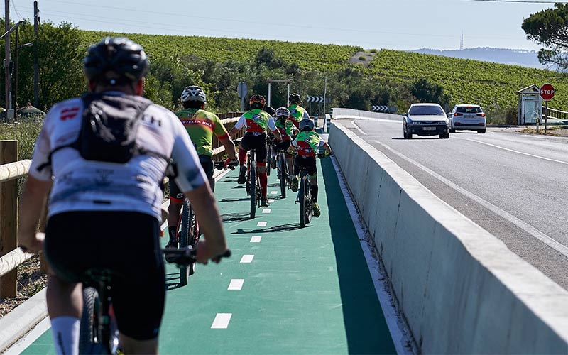 El tramo de vía ciclopeatonal entre Jerez y Estella del Marqués tendrá farolas sostenibles