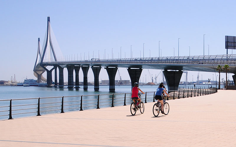 El segundo puente sobre la Bahía de Cádiz cumple diez años abierto: “ya está amortizado”